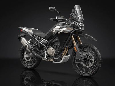 CFMoto 450MT