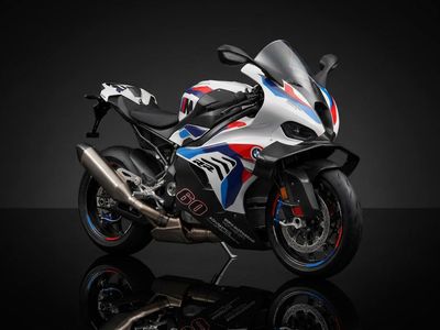 BMW M 1000 RR
